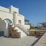 Seaside Naxos •