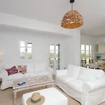 Вилла Seaside Naxos • *