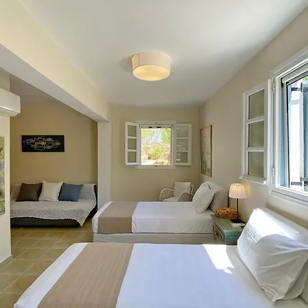 Seaside Naxos • *